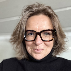 Dr Aleksandra Lewicki