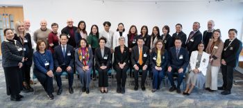 Photo of Mahidol and Sussex colleagues with the VC and President.