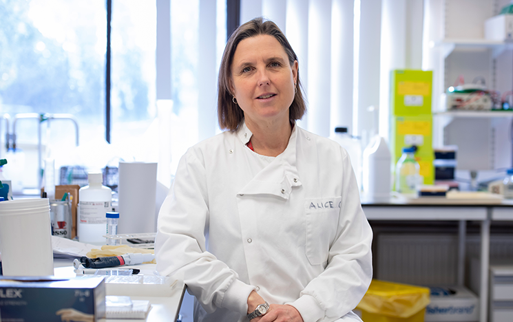 
Image of Alice Copsey in lab